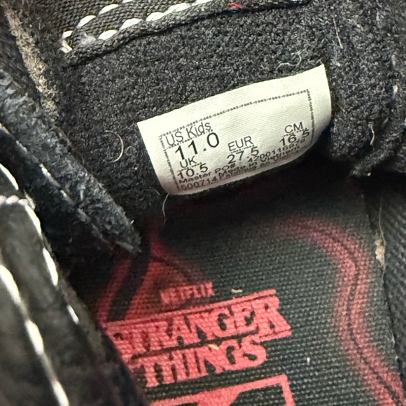 Vans Sk8 Hi Stranger Things Kids Youth size 11 Friends Don't Lie Shoes Sneakers - Picture 9 of 10
